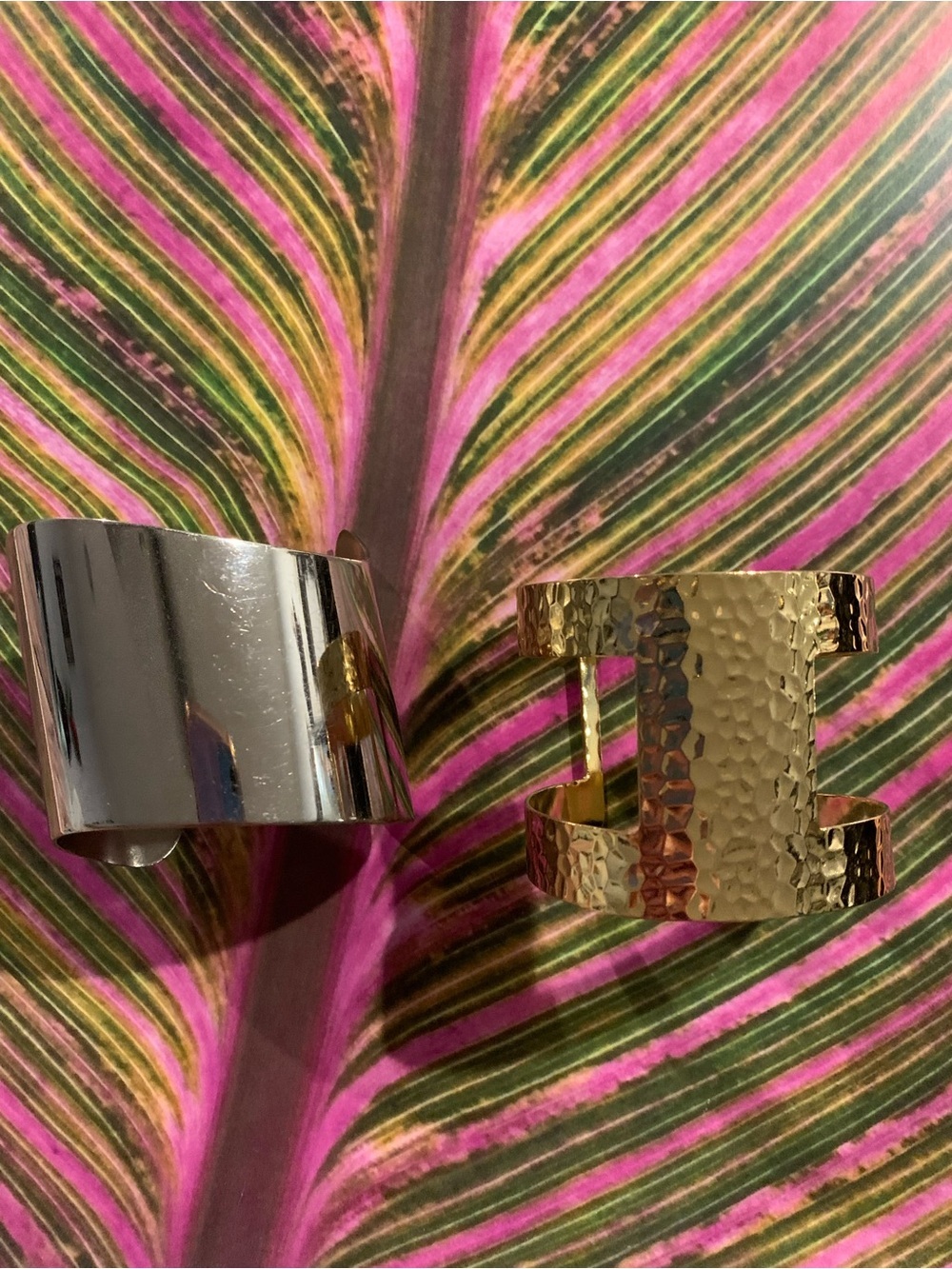 Bracelet Cuffs Gold and Silver - Picture 3 of 3
